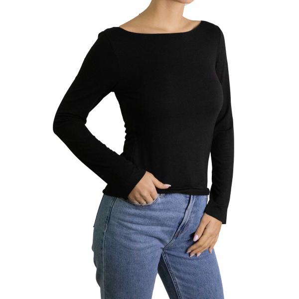 Maglia con scollo a barca tinta unita 